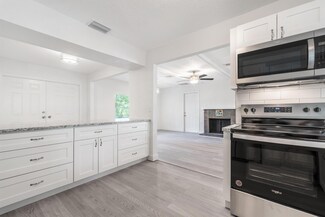 1523 W C Rd, Loxahatchee Groves, FL 33470