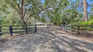 6990 Richardson Rd, Sarasota, FL 34240