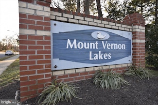 8384 Brockham Dr Unit L, Alexandria, VA 22309