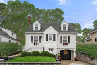194 Merrymount Rd, Quincy, MA 02169