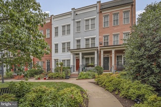 586 Regent Place NE, Washington, DC 20017