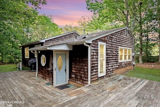 9 Overlook Terrace, Howell, NJ 07731