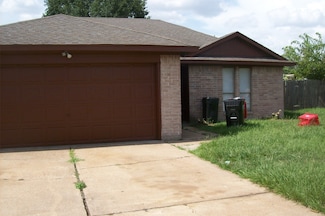 10526 Crescent Moon Dr, Houston, TX 77064