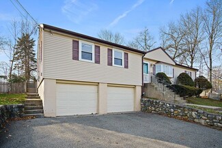 1 Liana St, Woburn, MA 01801