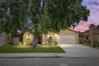 3671 Avocado Ln, Palmdale, CA 93550
