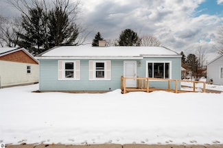 730 Bates St, Traverse City, MI 49686