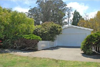 415 San Carlos Ave, Half Moon Bay, CA 94019