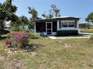 5099 Flamingo Dr, Saint James City, FL 33956