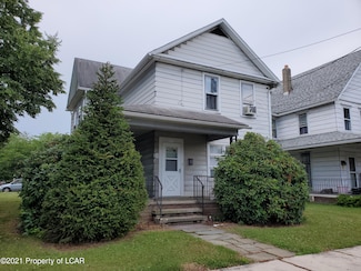 124 W Dorrance St, Kingston, PA 18704