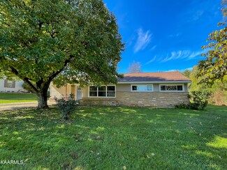 4413 Nicholas Dr, Knoxville, TN 37912