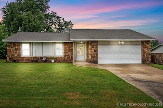 30078 E 143rd St S, Coweta, OK 74429