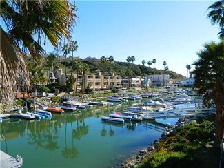 4543 Cove Dr Unit 2, Carlsbad, CA 92008
