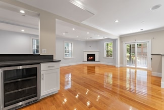 20 Winfield St Unit 1, Boston, MA 02127