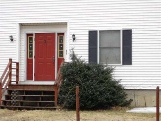 152 Southbridge Rd Unit 2B, Warren, MA 01083