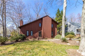 1620 Heraldry Ln, Greensboro, NC 27455