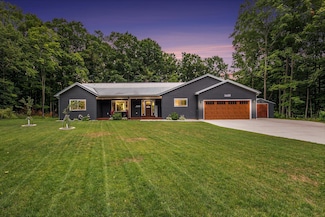 16688 Canyon Cove, Big Rapids, MI 49307