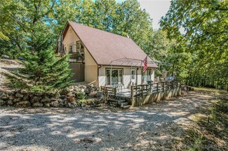 1070 Old Nonsuch Rd, Camdenton, MO 65020