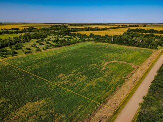 1601 W 130th Ave N, Milton, KS 67106