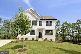 40 Avonwoods Dr, Staunton, VA 24401