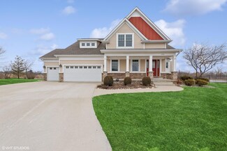 1556 Venetian Bay Dr, Valparaiso, IN 46385
