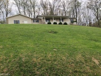 411 Scott Dr, Newcomerstown, OH 43832