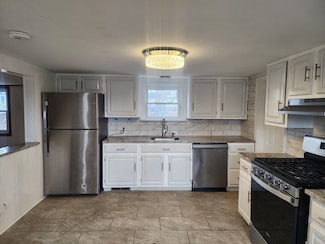 713 Franklin St, Worcester, MA 01604