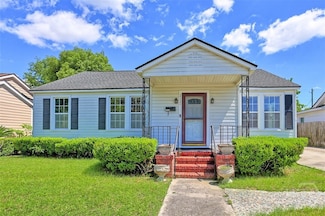 2120 E 39th St, Savannah, GA 31404