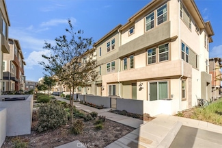 27116 Valley Oak Place, Valencia, CA 91355