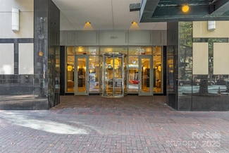 230 S Tryon St Unit 1105, Charlotte, NC 28202