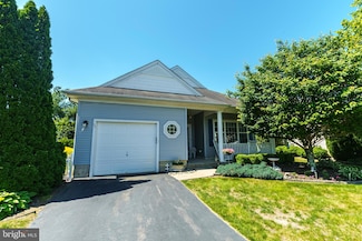 17 Tuscany Cir, Manchester Township, NJ 08759