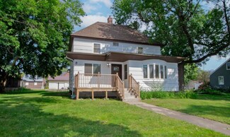 824 4th St, Nicollet, MN 56074