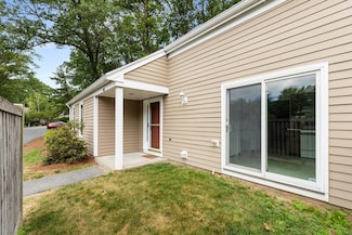 48 Fifer Ln, Lexington, MA 02420