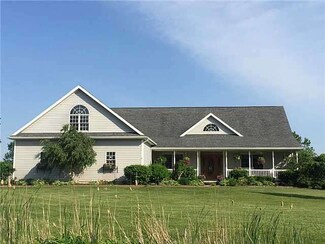 5525 Lose Rd, Monclova, OH 43542