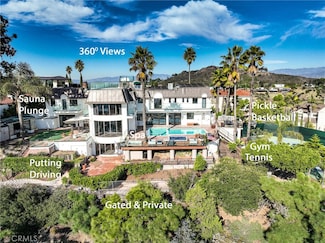 7930 Vulcan Dr, Los Angeles, CA 90046