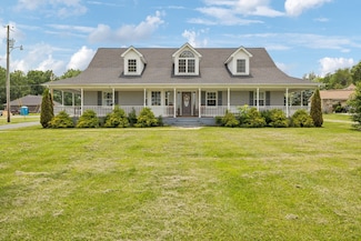 834 Union Camp Rd, Lafayette, TN 37083
