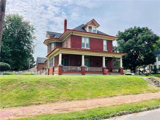 1802 S 20th St, Saint Joseph, MO 64507