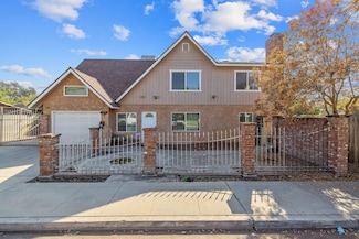 1408 N Park St, Visalia, CA 93291