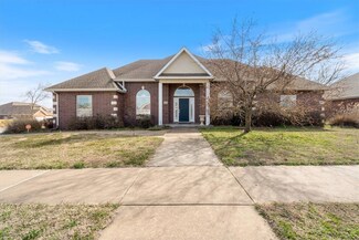 506 Roselawn St, Siloam Springs, AR 72761