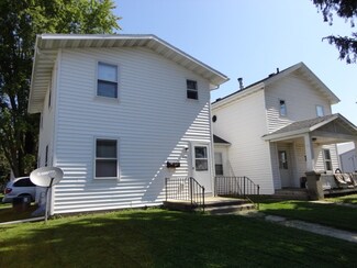 410 & 420 E Mineral St, Platteville, WI 53818