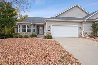 4101 N Willowbend Rd NE, Cedar Rapids, IA 52411