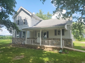 3742 N Indian Creek Rd, Logansport, IN 46947