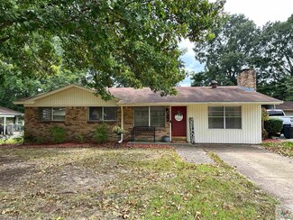 1310 E 48th St, Texarkana, AR 71854