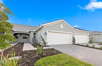 27132 Capri Shores Cir, Englewood, FL 34223