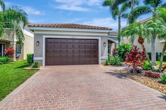 8227 Calabria Lakes Dr, Boynton Beach, FL 33473