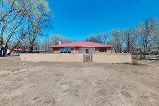 21 Bouquet Ln, Santa Fe, NM 87506