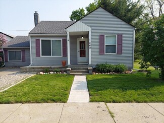 1462 Connell St, Burton, MI 48529