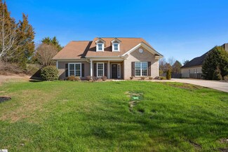 1 Laurel Grove Dr, Simpsonville, SC 29681
