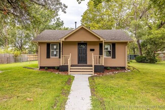 609 N Cherokee Ave, Dewey, OK 74029