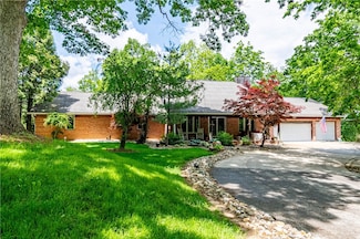 5353 E Reas Bridge Rd, Decatur, IL 62521