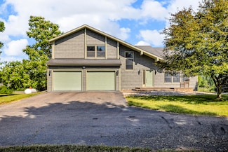 6890 Lingane Rd, Chelsea, MI 48118